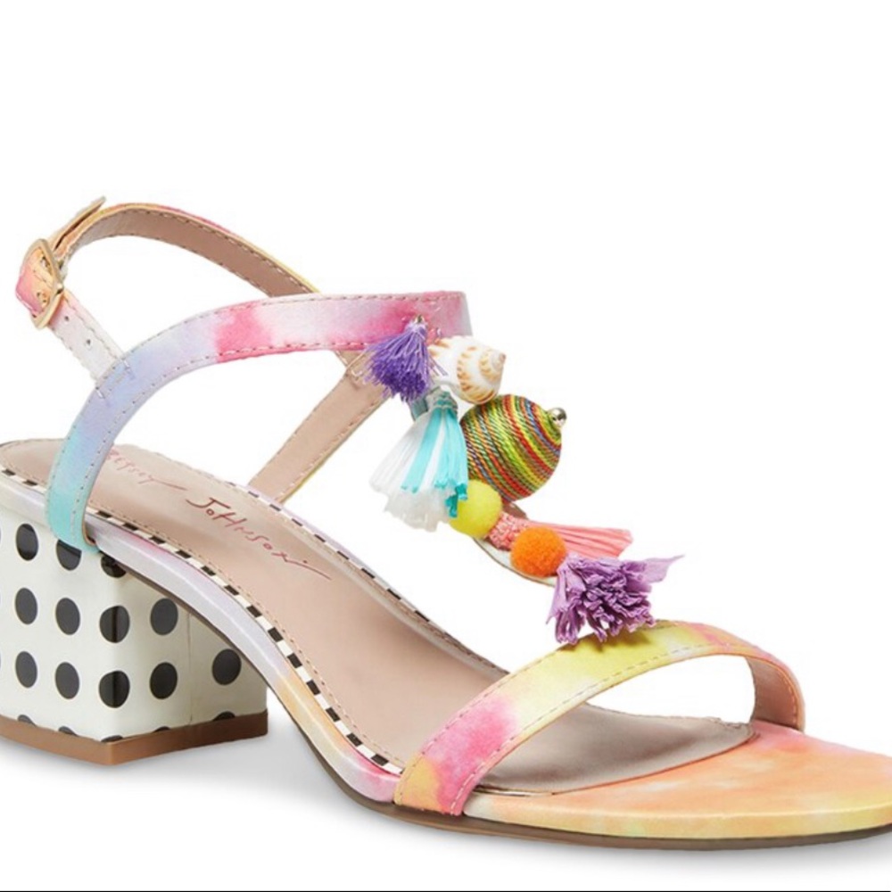 NWOT Betsey Johnson Millie Sandals
